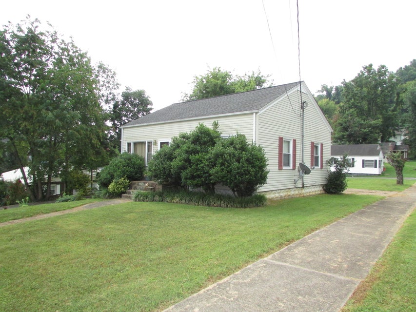 Photo #5: 726 H Street