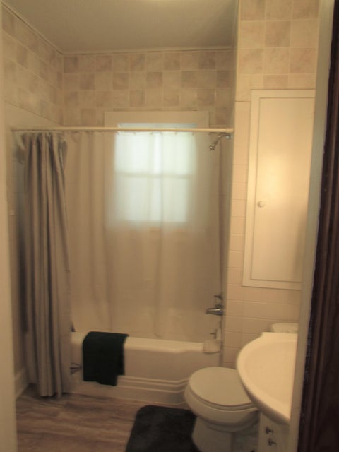Photo #19: 726 H Street