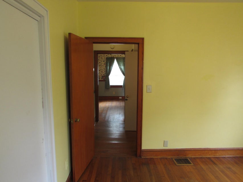 Photo #30: 726 H Street