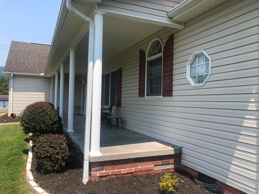 Photo #3: 101 Southgate Drive