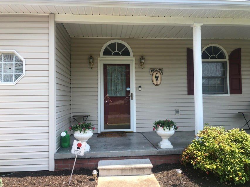 Photo #5: 101 Southgate Drive