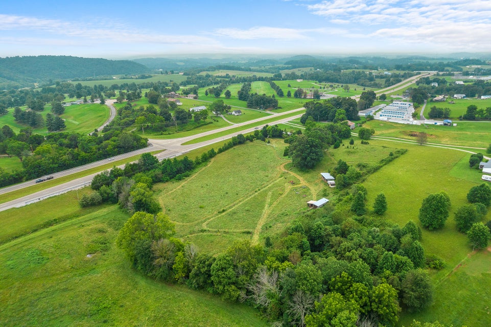 Photo #7: 6615 Andrew Johnson Highway