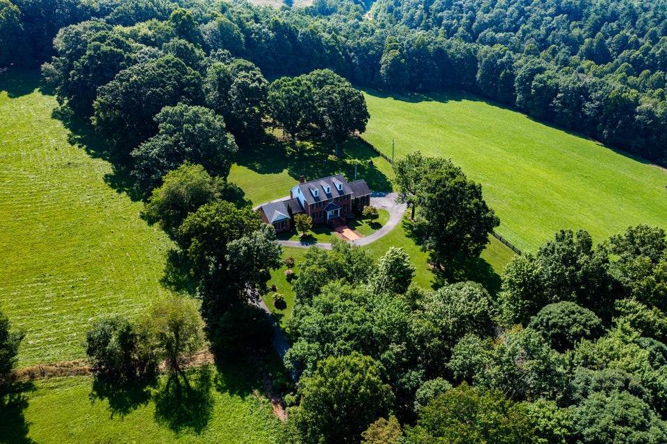 Photo #2: 601 Highland Acres