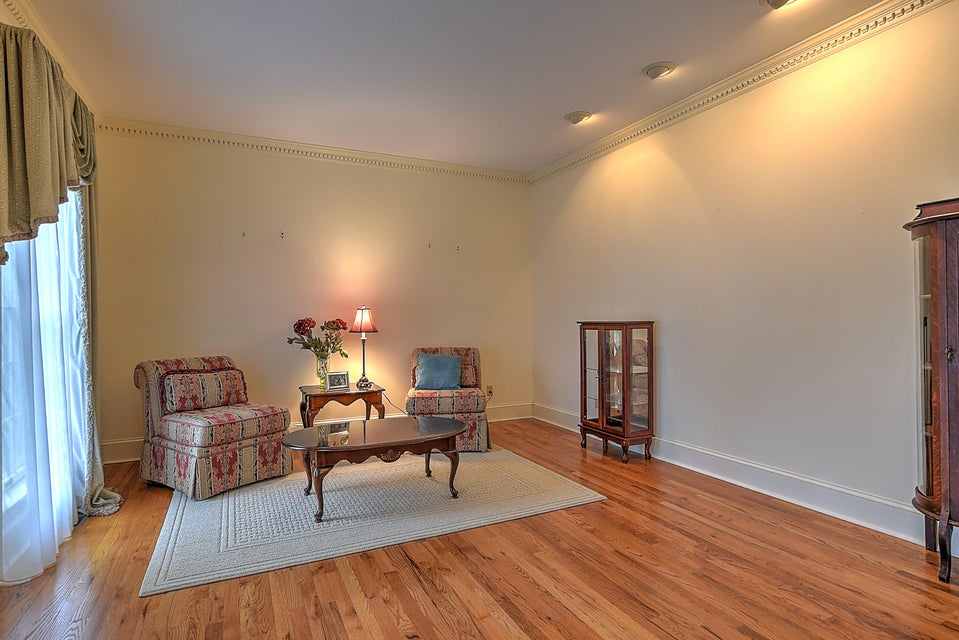 Photo #7: 601 Highland Acres
