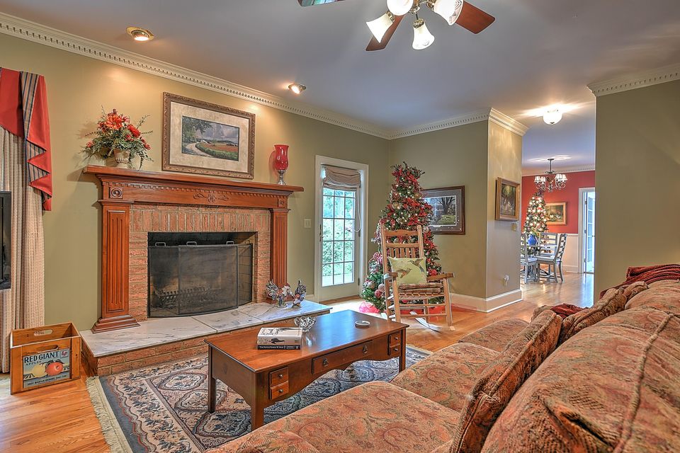 Photo #9: 601 Highland Acres