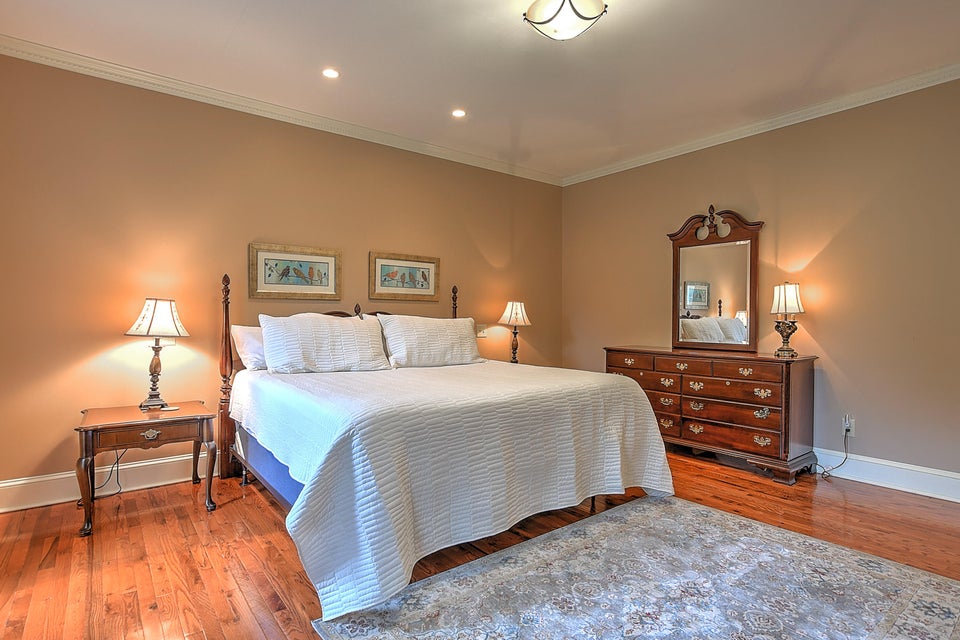 Photo #13: 601 Highland Acres
