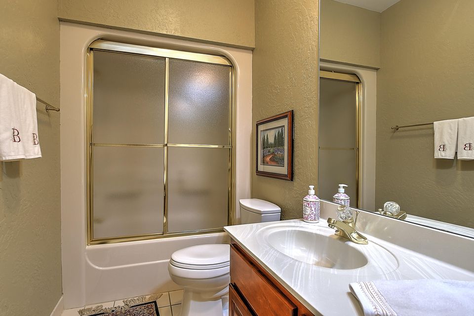 Photo #19: 601 Highland Acres