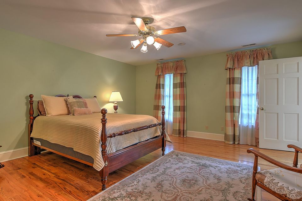 Photo #24: 601 Highland Acres