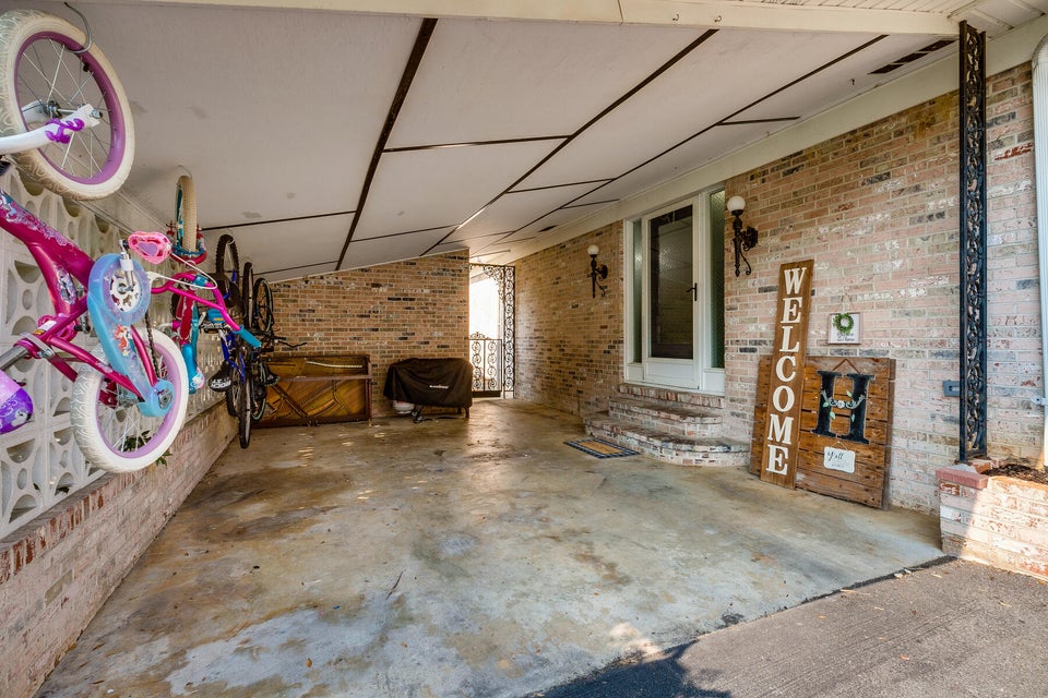 Photo #4: 228 Harris Street