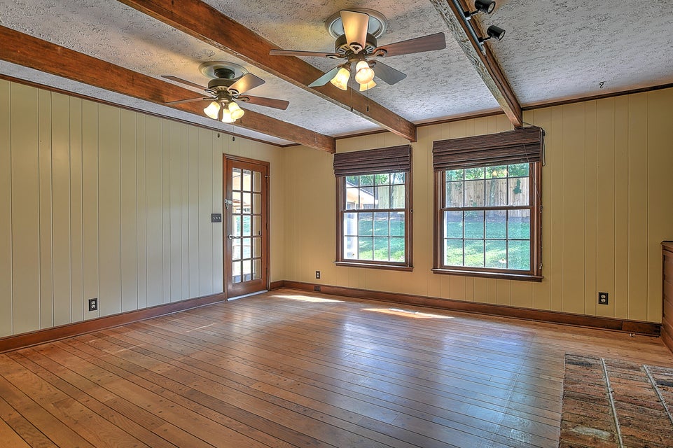 Photo #16: 300 Coralwood Drive