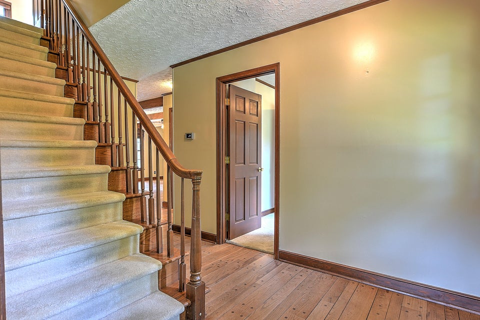 Photo #18: 300 Coralwood Drive
