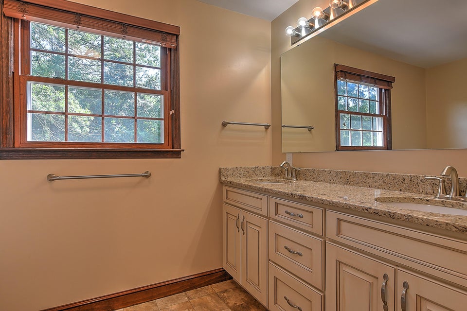 Photo #27: 300 Coralwood Drive