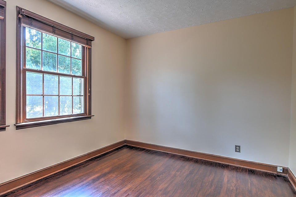 Photo #28: 300 Coralwood Drive