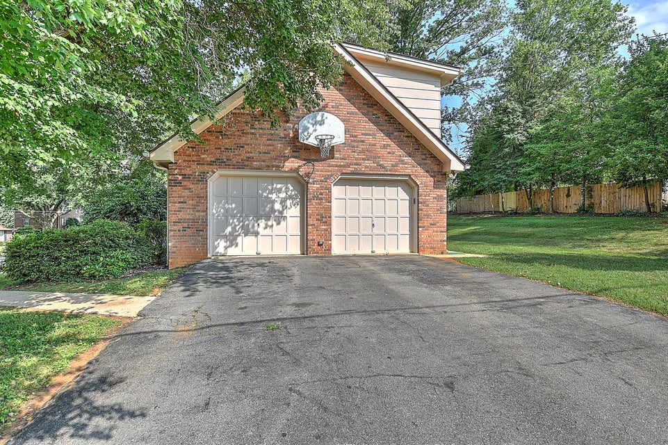 Photo #35: 300 Coralwood Drive