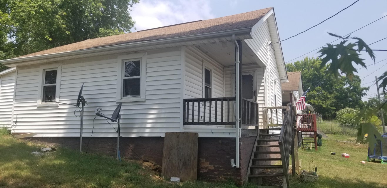 Photo #3: 1208 Riverside Avenue