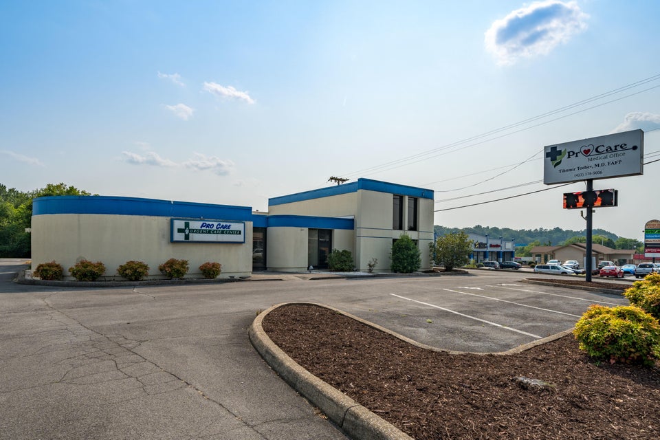 Photo #4: 1501 East Stone Drive Drive