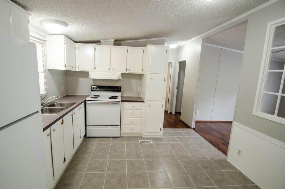 Photo #7: 376 Ensor Road