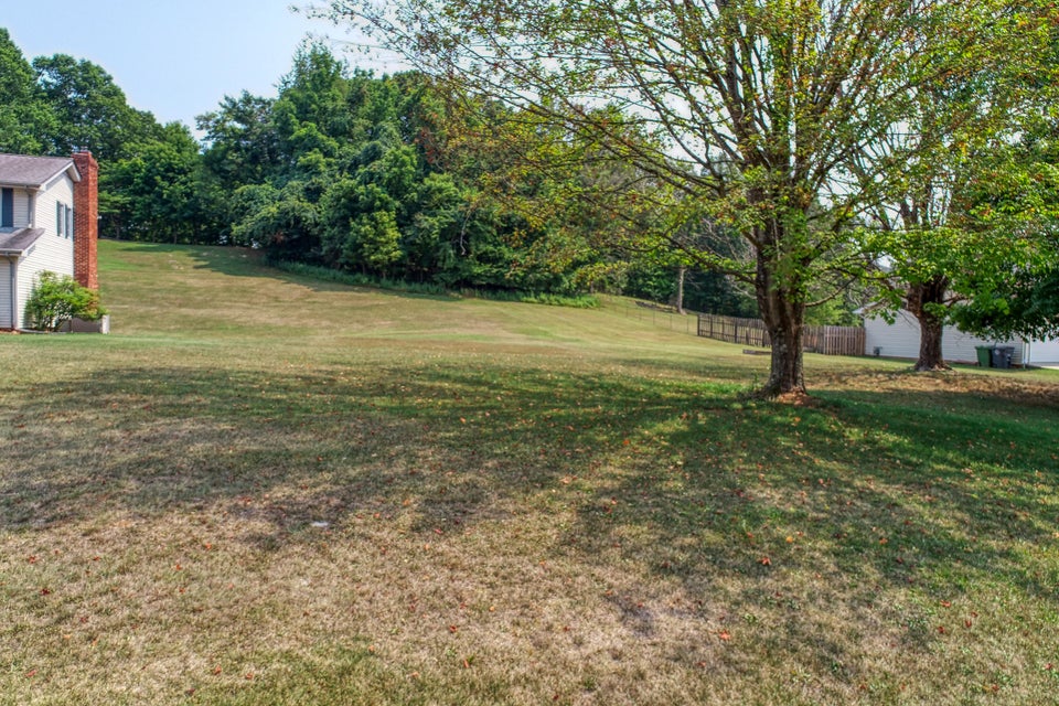 Photo #5: 000 Sherbrooke South Circle