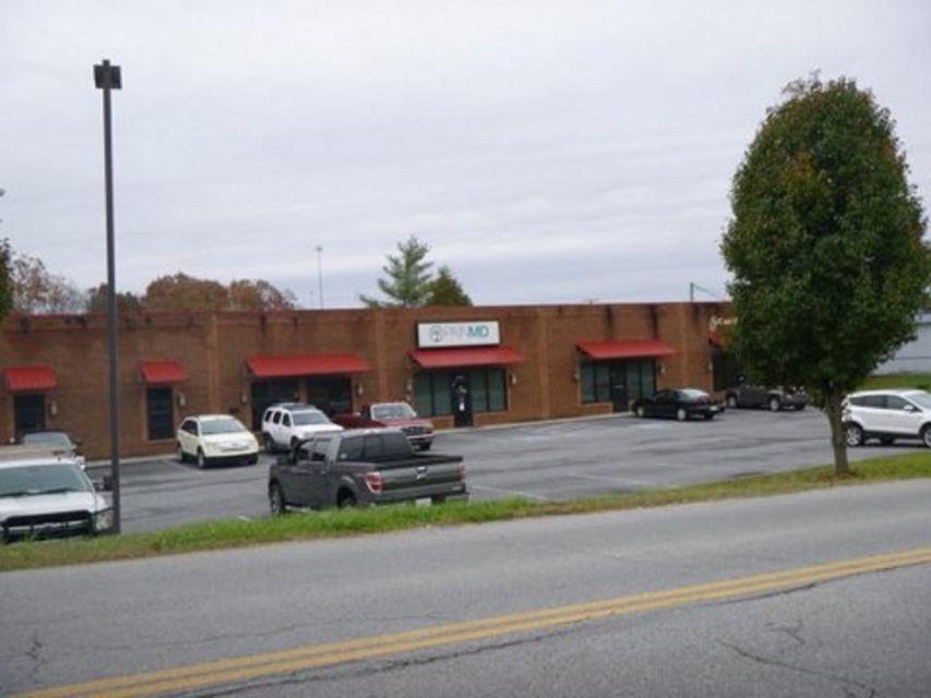 Photo #3: 1700 Pinebrook Drive