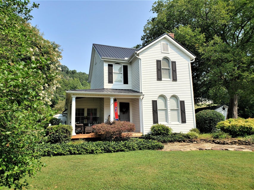 Photo #1: 1309 Main Street