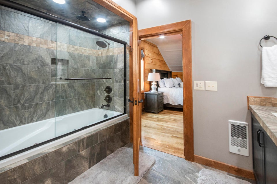 Photo #35: 1815 Ridgecrest Drive