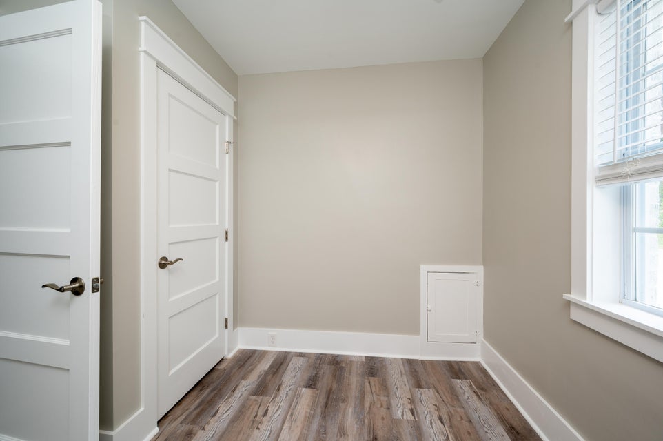 Photo #16: 3528 Crestwood Drive