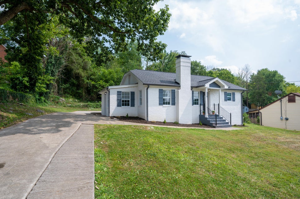 Photo #29: 3528 Crestwood Drive
