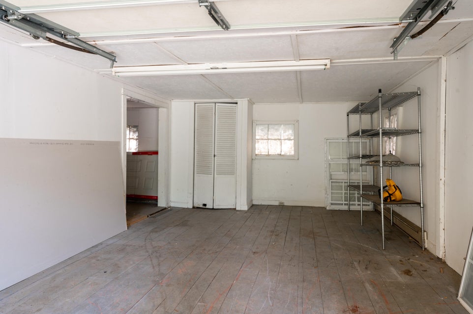 Photo #26: 3528 Crestwood Drive