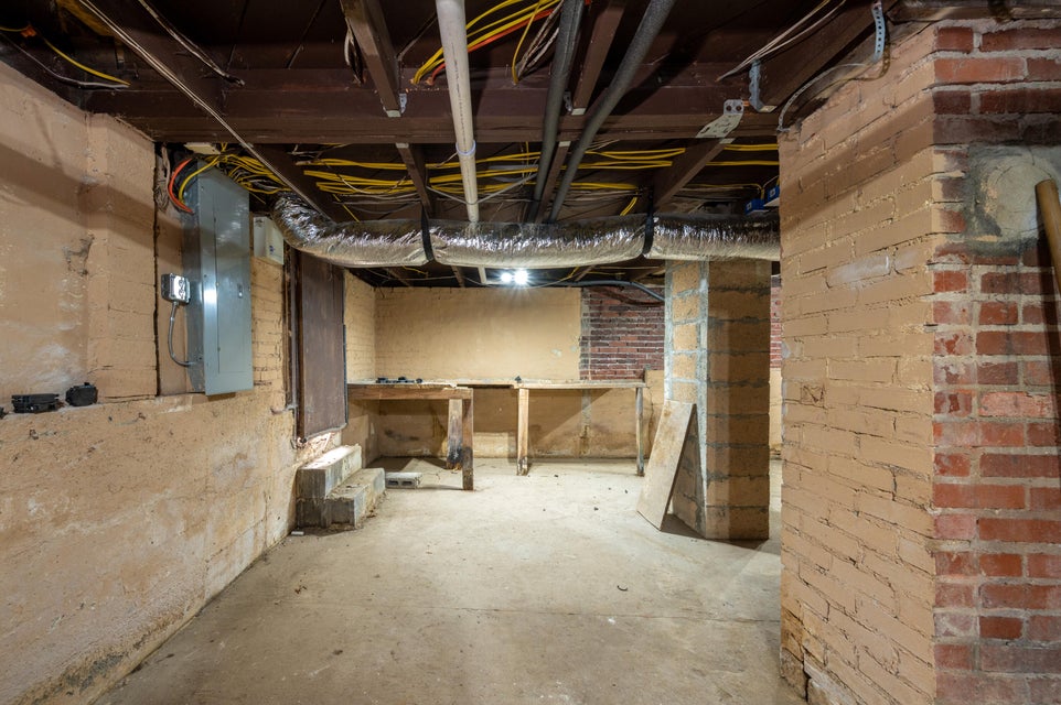 Photo #33: 3528 Crestwood Drive