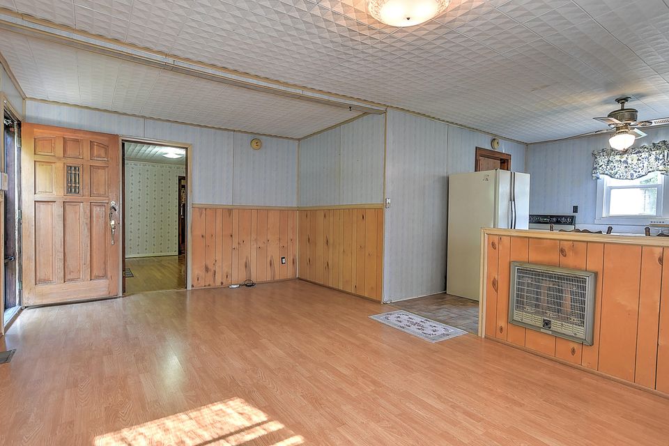 Photo #14: 256 Meadowbrook Road