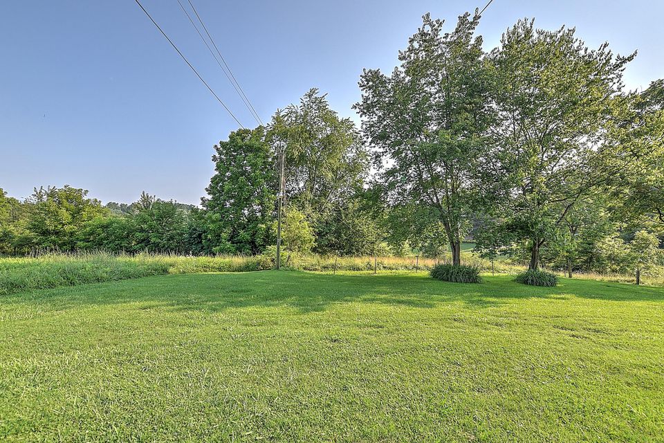 Photo #28: 256 Meadowbrook Road