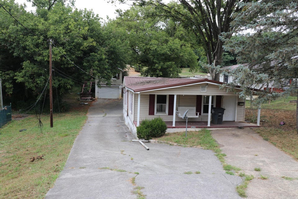 Photo #1: 1212 Fairview