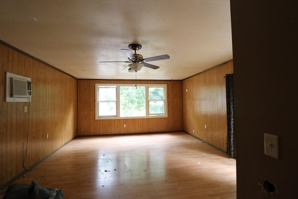 Photo #12: 1212 Fairview