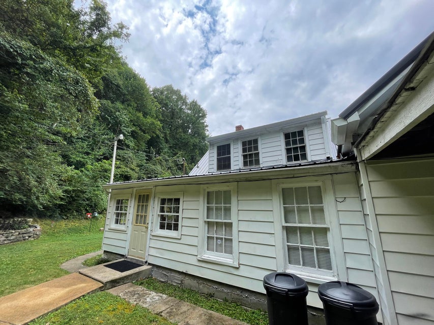 Photo #9: 714 Tuggle Hill Road