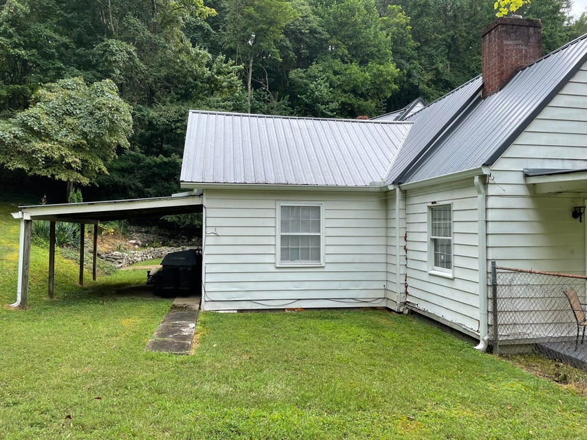 Photo #4: 714 Tuggle Hill Road