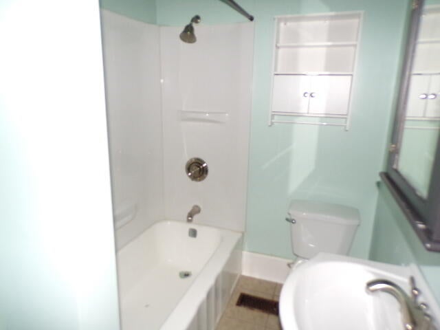 Photo #22: 203 Clinchfield Avenue