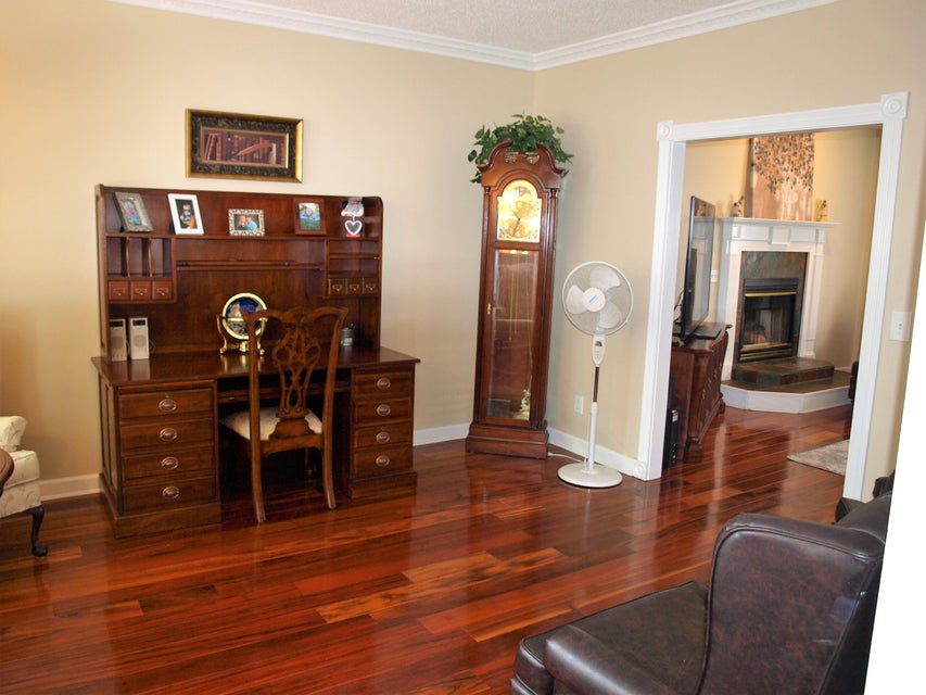 Photo #8: 307 Shawnee Drive