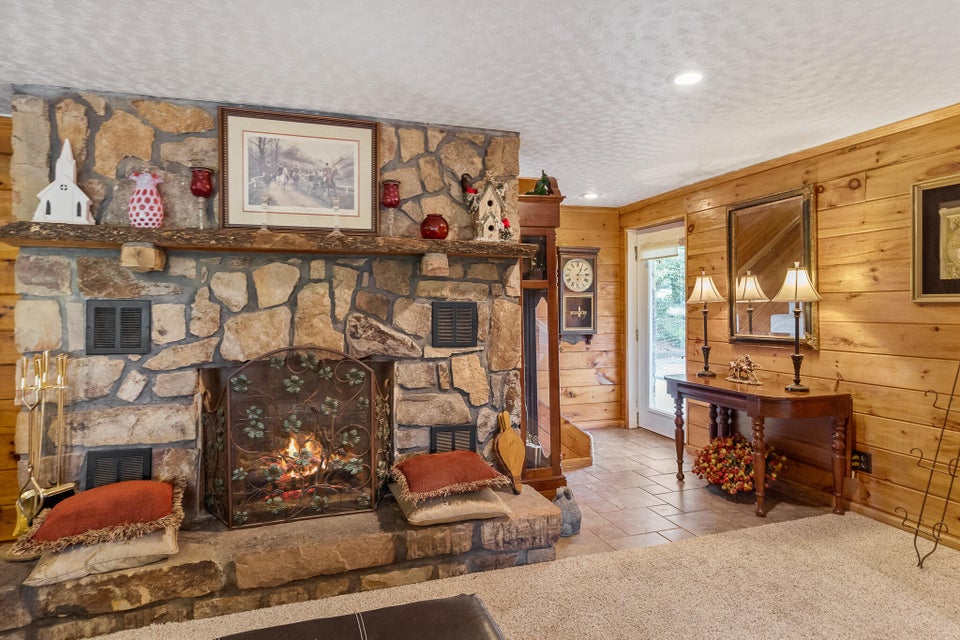 Photo #39: 1792 Mount Holston Road