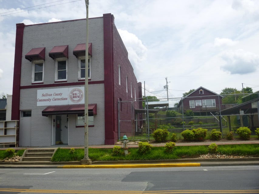 Photo #1: 427 & 431 E Sullivan Street