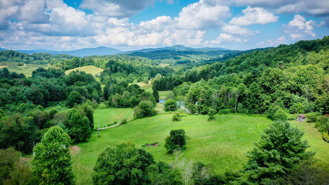 Photo #17: 136 Walnut Mountain Road