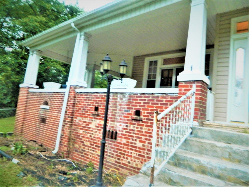 Photo #9: 715 Exeter Road