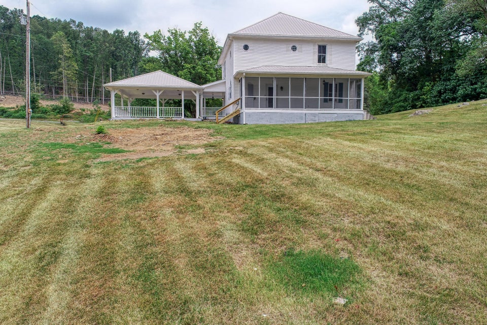 Photo #33: 532 Burem Road