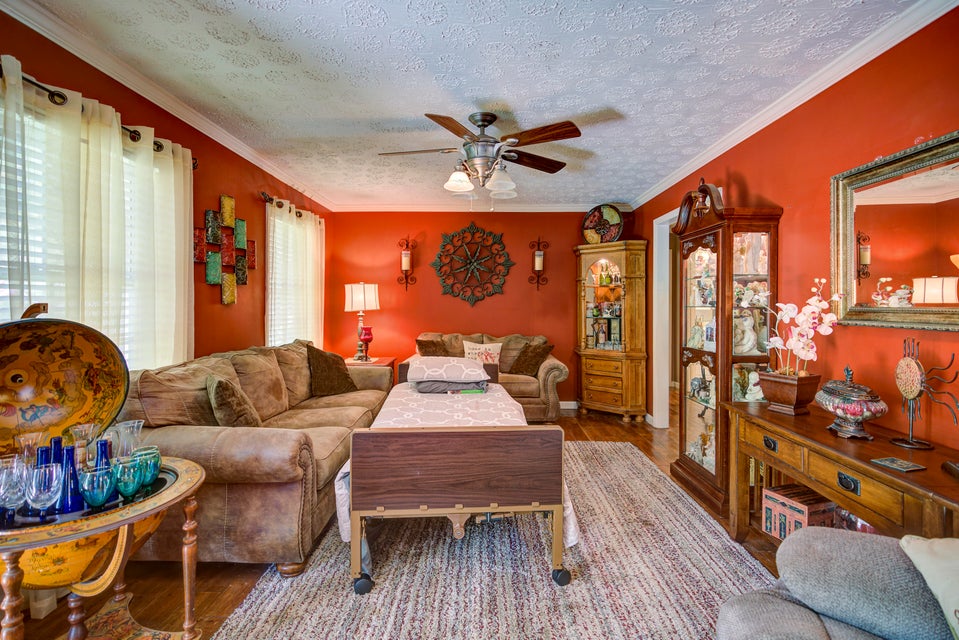 Photo #4: 104 Pleasant Drive