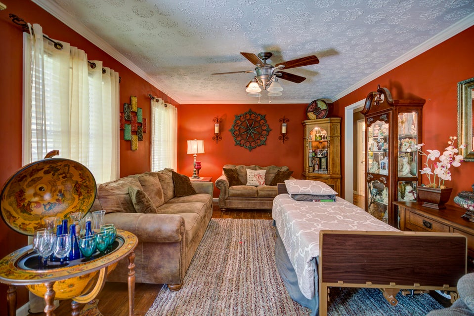 Photo #5: 104 Pleasant Drive