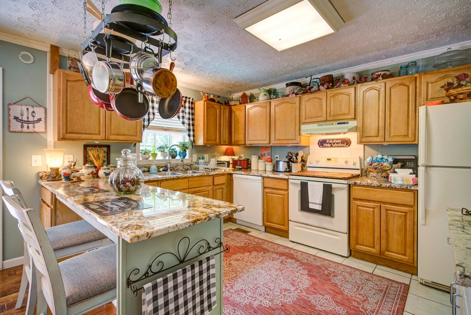 Photo #9: 104 Pleasant Drive