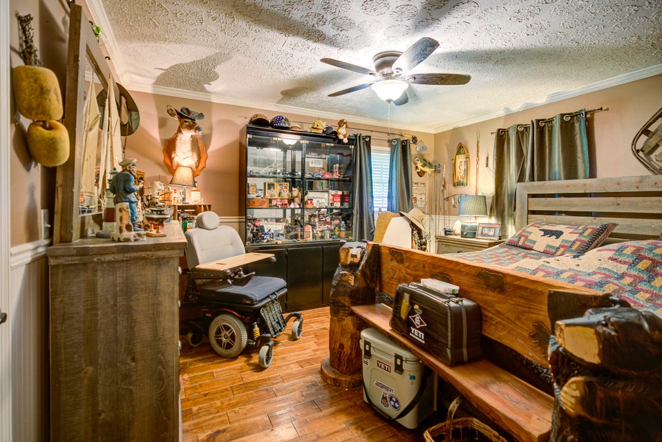 Photo #18: 104 Pleasant Drive