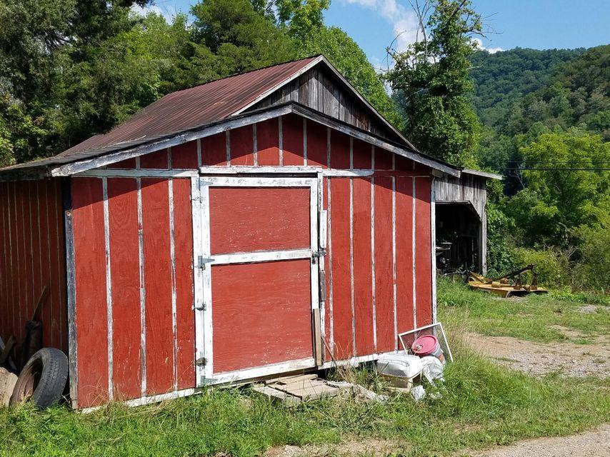 Photo #33: 1473 Tazewell Road - Off Road