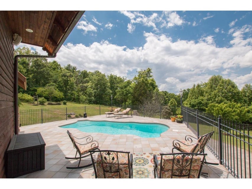 Photo #31: 1343 Chinquapin Grove Road