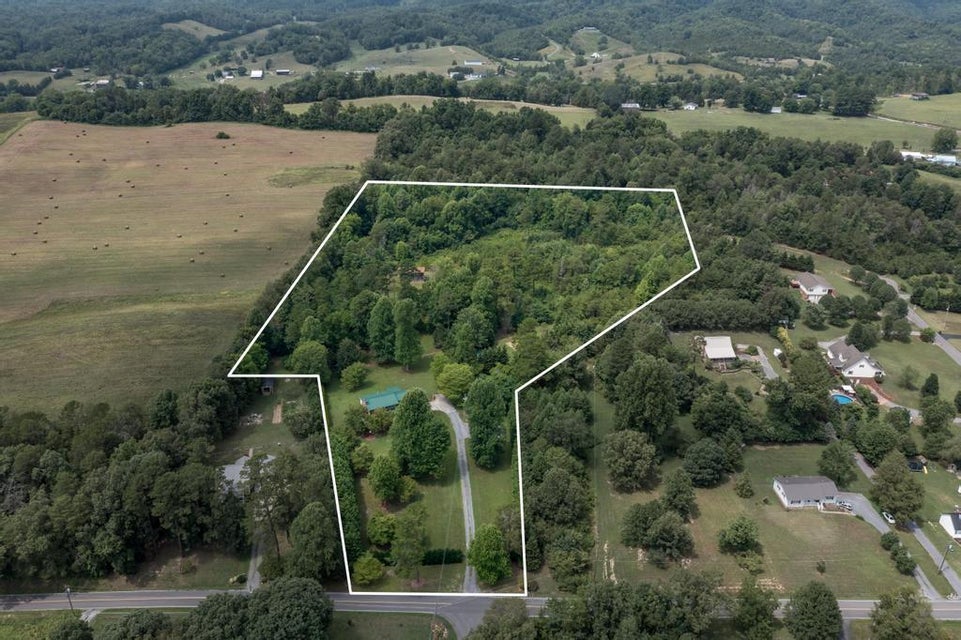 Photo #6: 202 W Caney Creek Road