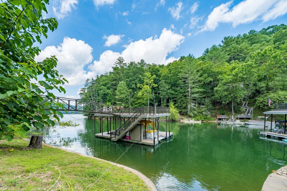 Photo #21: 102 Oak Point Place